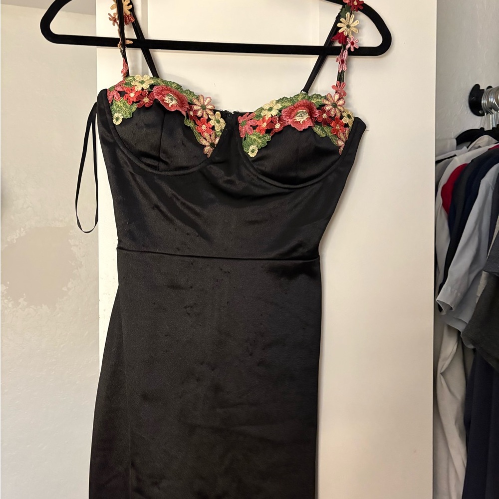 Elegant Black Floral Embroidered Dress